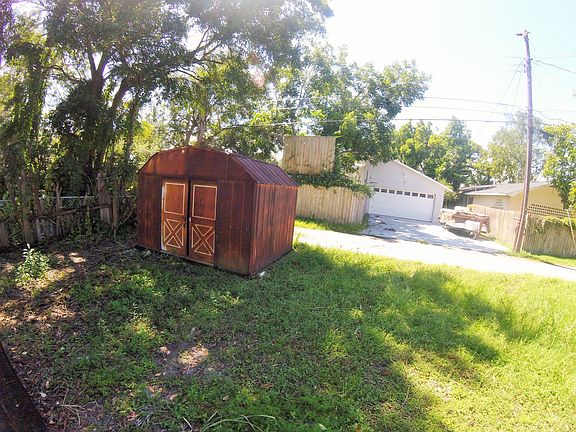 4th image of 620 46th Ave N