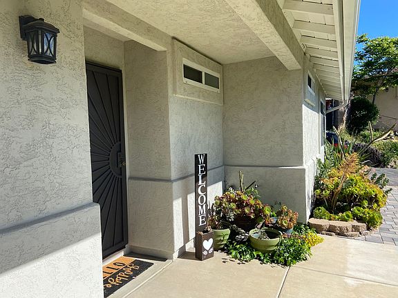 4th image of 4423 Avocado Blvd
