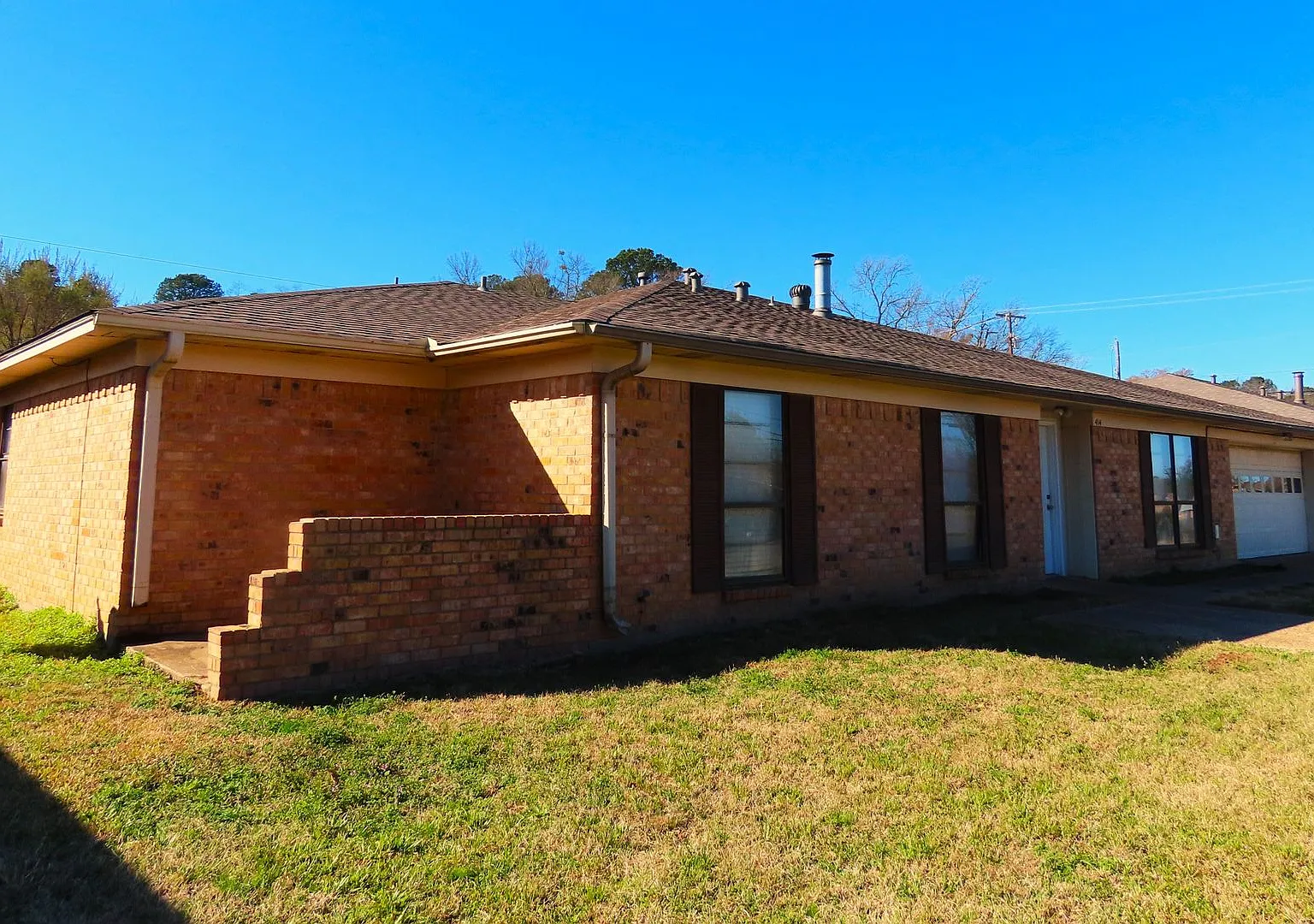 South Tyler! 3 Bedroom, 2 Bath Duplex w/Garage — Photo 3