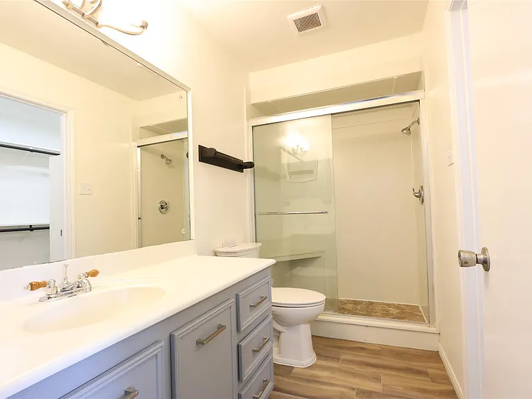 15911 Haven Hills Dr — Photo 9