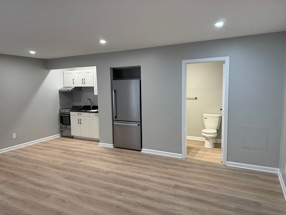1st image of 501 W High St #5