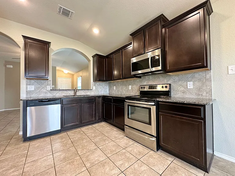 3312 Lorne Dr — Photo 9