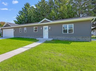 2205 Kellner St, Manitowoc, WI 54220