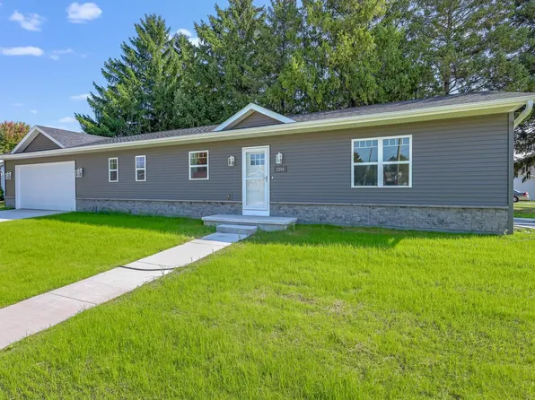 2205 Kellner STREET, Manitowoc, WI 54220