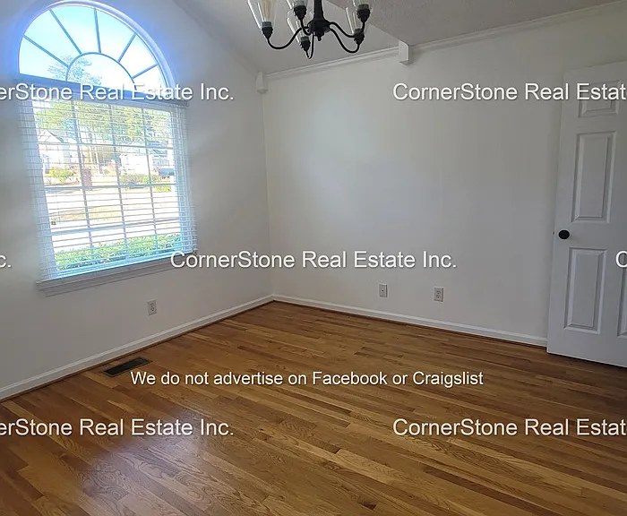 3942 Watling Ct — Photo 6