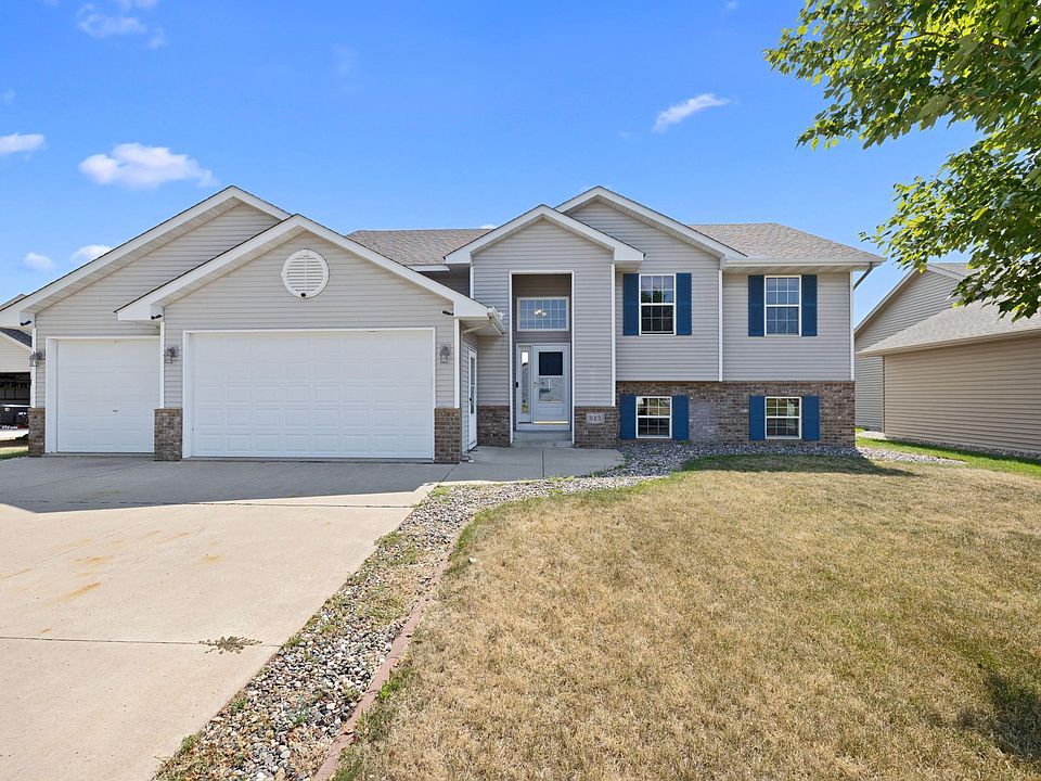 1st image of 513 Farmers Pl