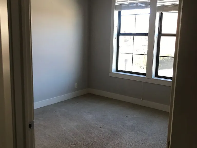 3625 Dewey Ave — Photo 17