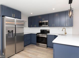 6222 N Gratz St, Philadelphia, PA 19141
