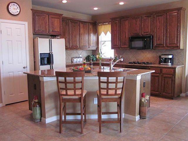 1st image of 2819 Barnhill Ln