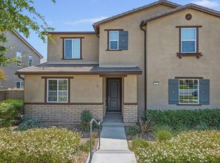 2072 Harvest Loop, Santa Paula, CA 93060