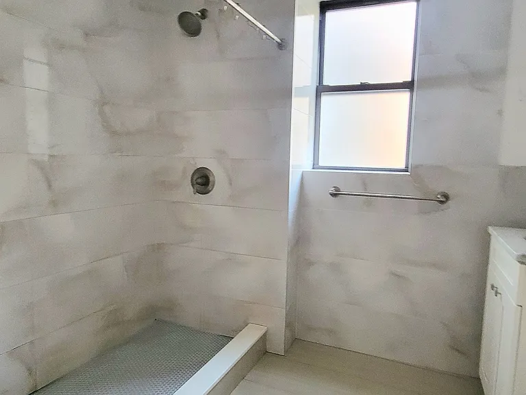 500 Cathedral Pkwy #3C — Photo 7