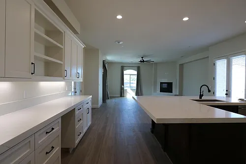 3012 Oak Ave Photo 1