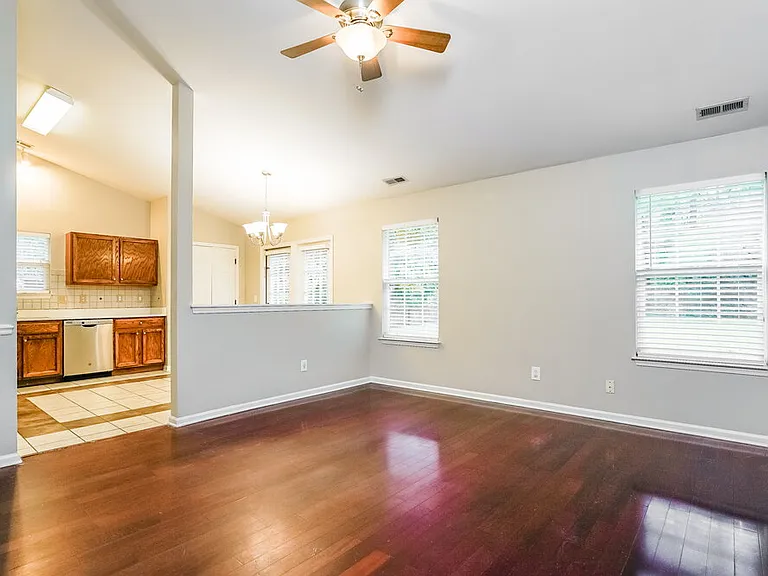 3810 Tyler Bluff Ln — Photo 4