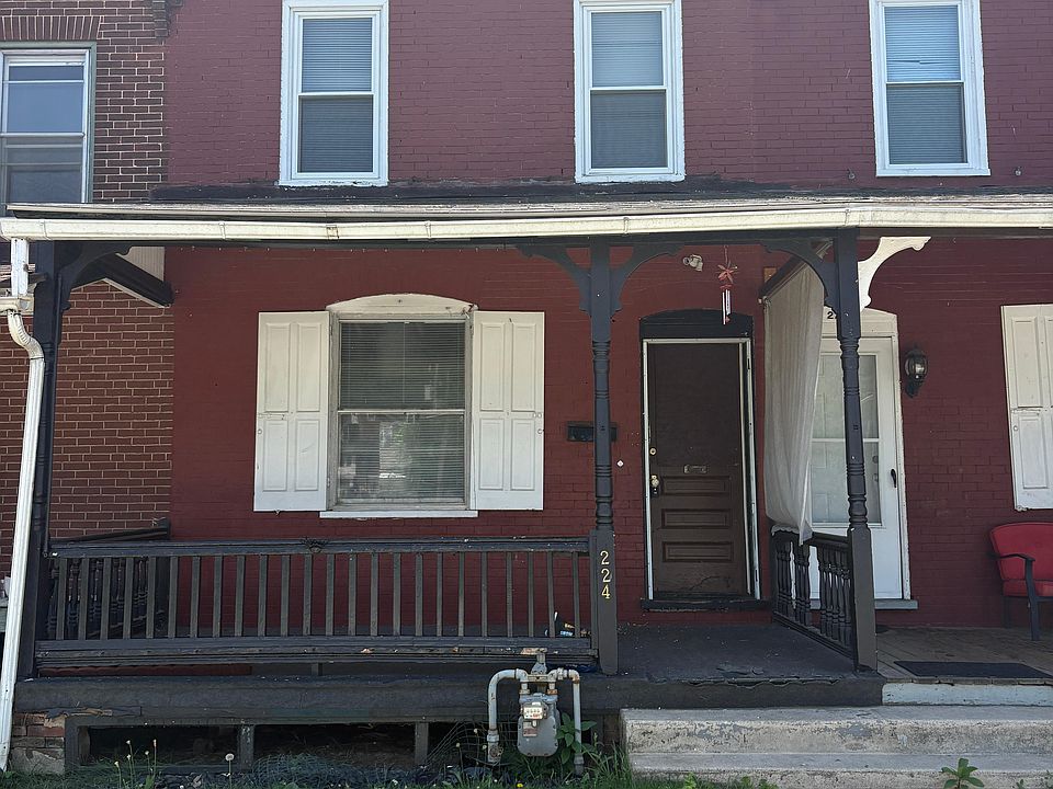 1st image of 224 Charles St
