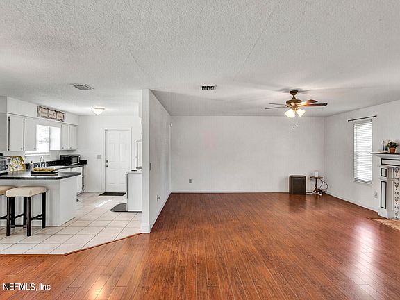 3rd image of 10755 PACER Court
