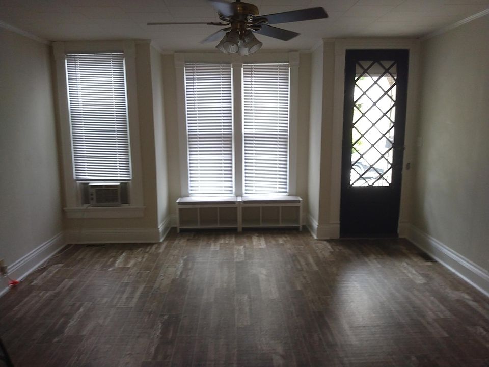 2nd image of 1449 Conner St APT 2