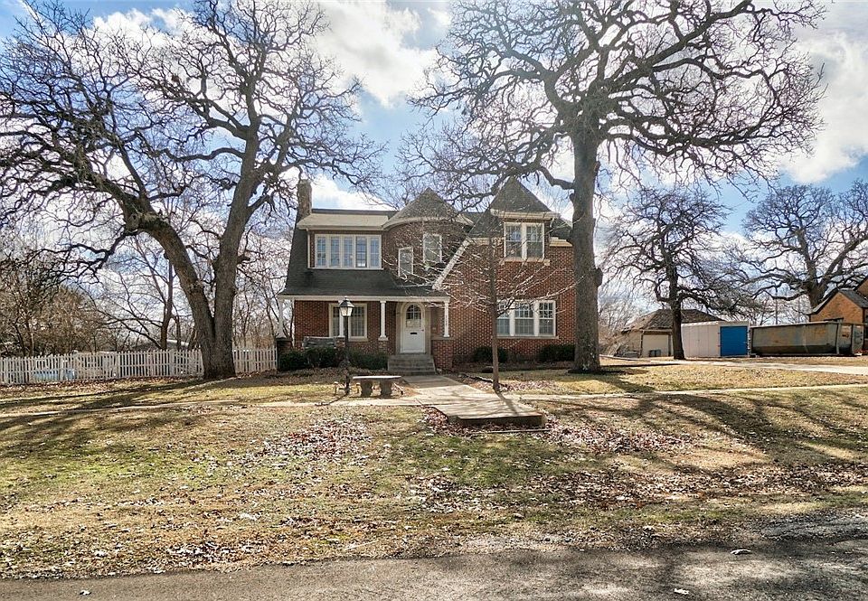 708 W Washington St, Tecumseh, OK 74873 Zillow