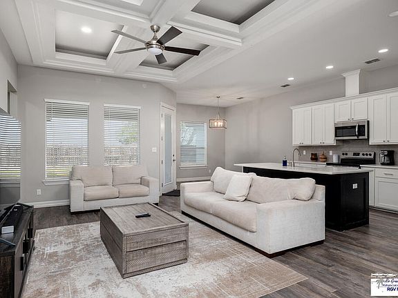 4th image of 2222 S Christian Cir