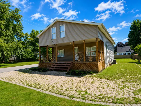 2116 Champlain St, Ottawa, IL 61350