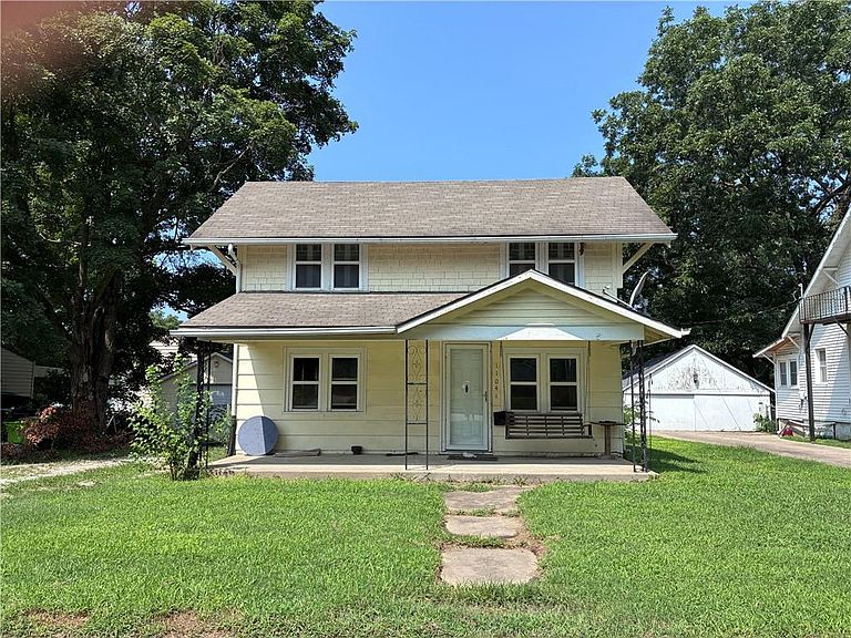 Listing photo 3