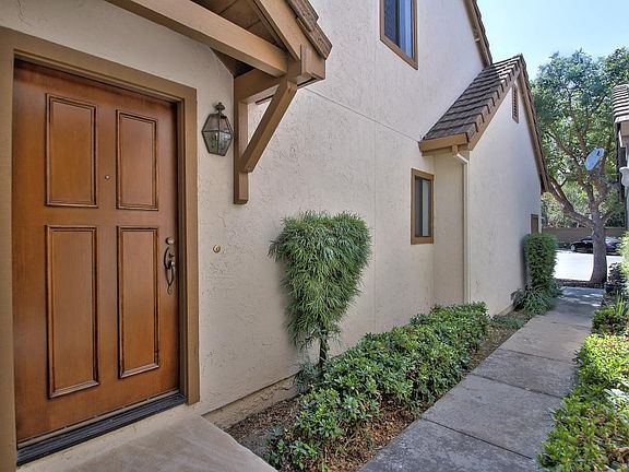 2nd image of 1356 Keenan Way