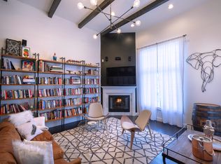 1830 Griffith Park Blvd, Los Angeles, CA 90026