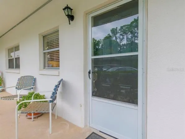 200 El Camino Dr APT 111, Winter Haven, FL 33884