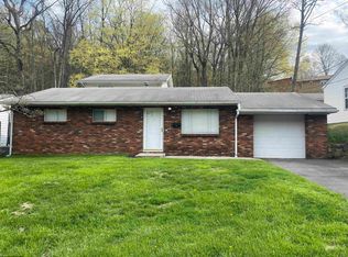 1241 Bellaire St, Fairmont, WV 26554