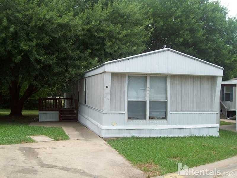 2nd image of 272 W Lawson Rd Trlr 33