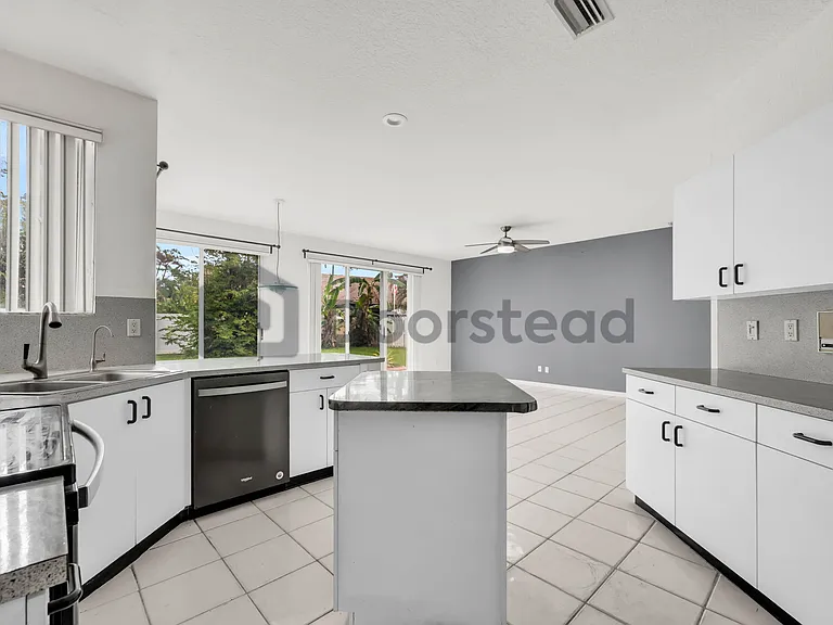 1120 NW 179th Ave — Photo 16