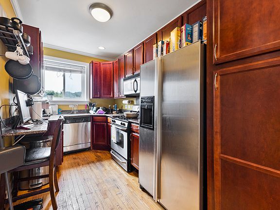 5th image of 4031 N Mozart St #3