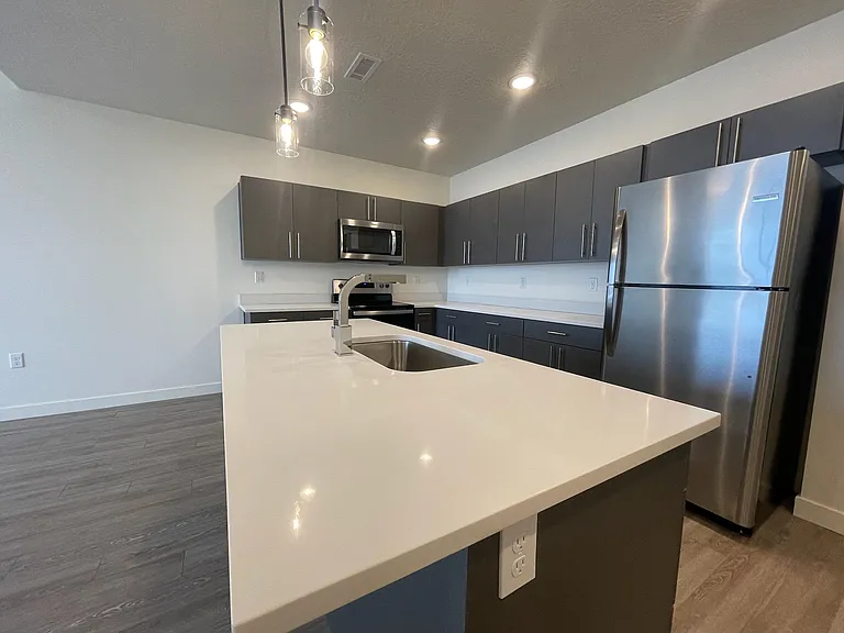 Canyon Vista — Photo 95