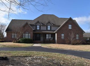 8255 Old Lovelaceville Rd, Paducah, KY 42001