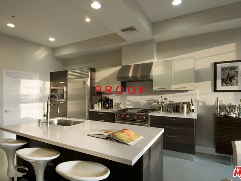 2216 Main St #204 — Photo 11