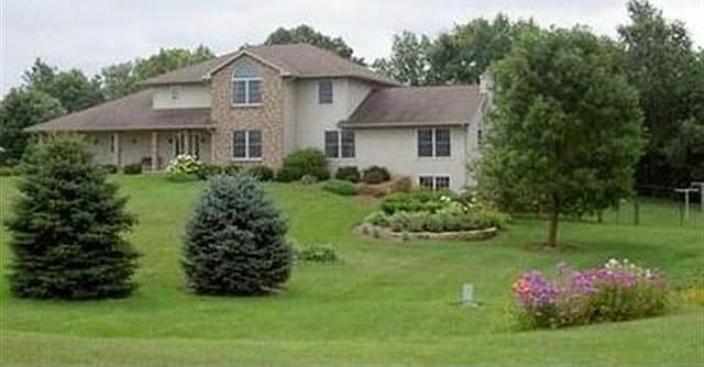 1st image of 7137 N Shore Dr