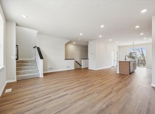 6696 Jody Ave S, Cottage Grove, MN 55016