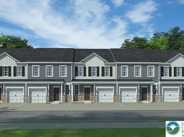 1083 Meadowlark Dr, Fogelsville, PA