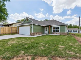1019 N Central Ave, Cushing, OK 74023
