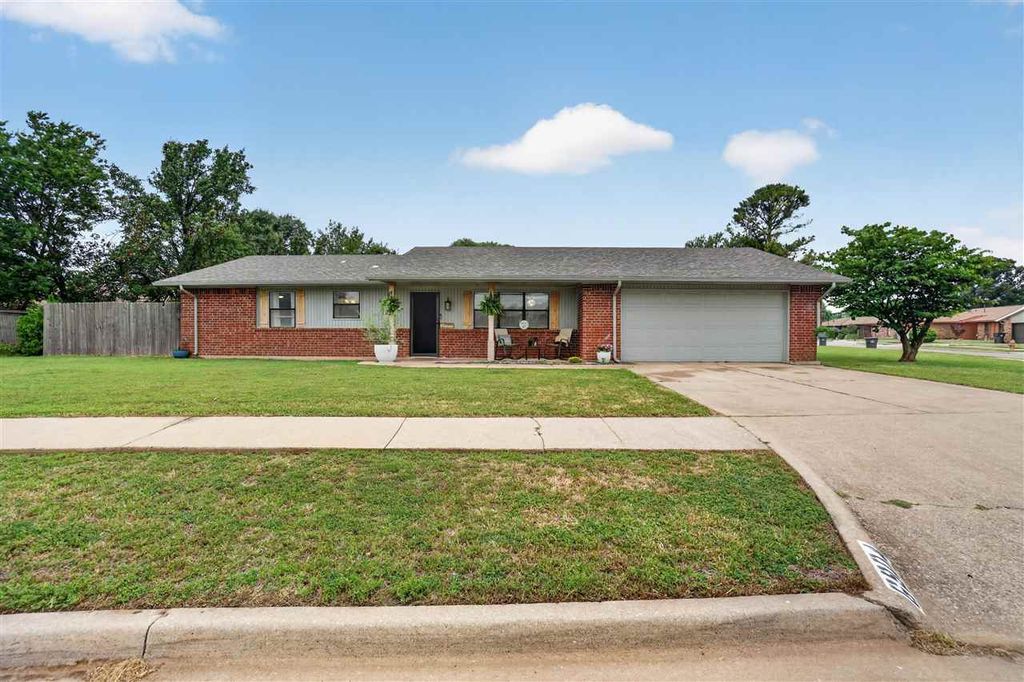 6904 NW Ferris Pl, Lawton, OK, Lawton