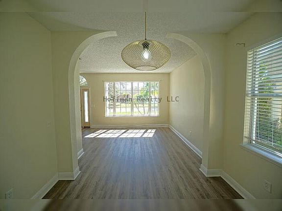 4th image of 11208 Scotchwood Dr