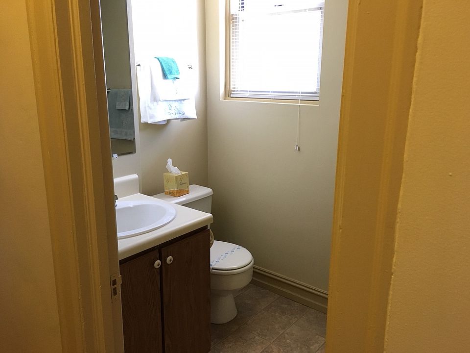 1st image of 142 23rd St APT 507