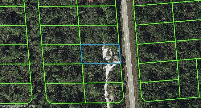 2nd image of 722 Highlands Lake Dr