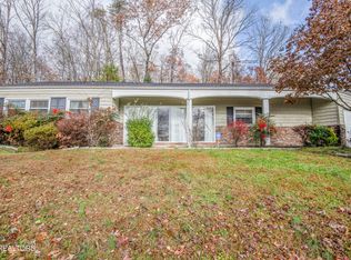 120 Glenwood Dr, Clinton, TN 37716