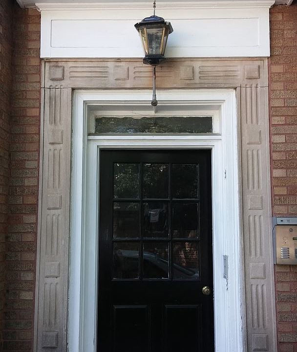 1st image of 905 N Belmont Ave APT 3