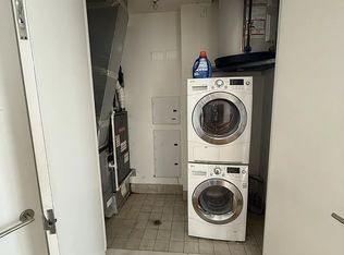 227 Grand St APT 2D, Brooklyn, NY 11211