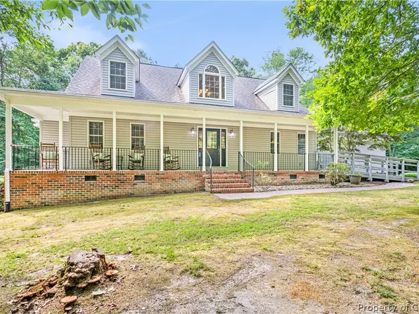 5526 Echo Ln, Gloucester, VA 23061