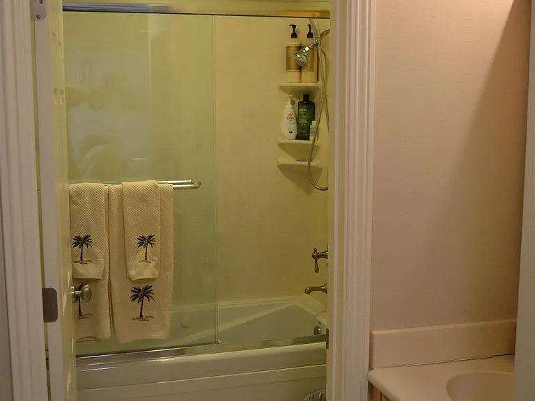 1220 Seacoast Dr #6 — Photo 10