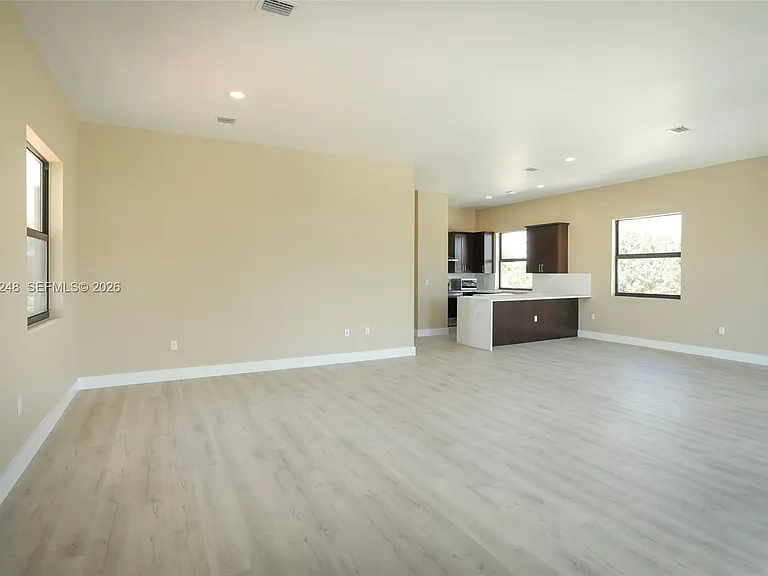 120 SW 35th Ave #A2 — Photo 6