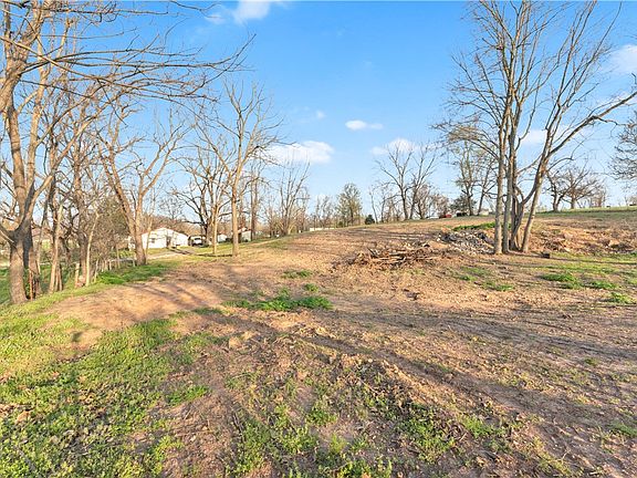 5th image of 3640 N 48th St