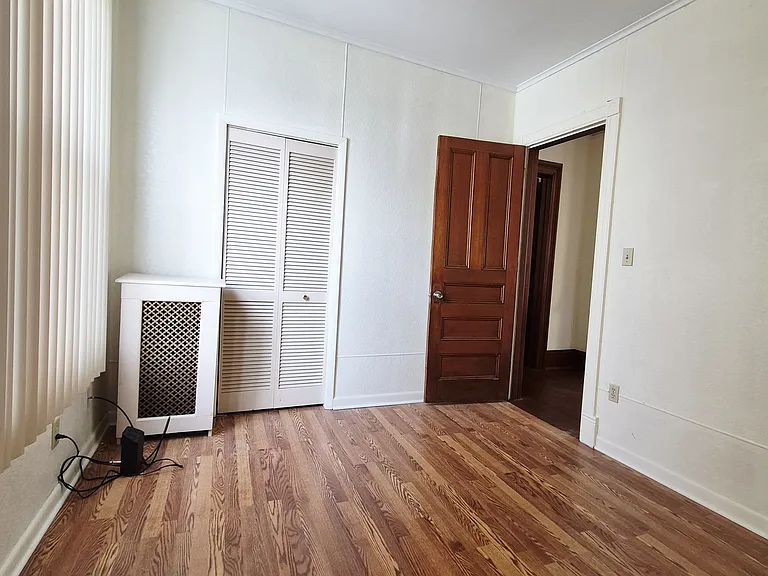 109 Salem Ave #1 — Photo 16